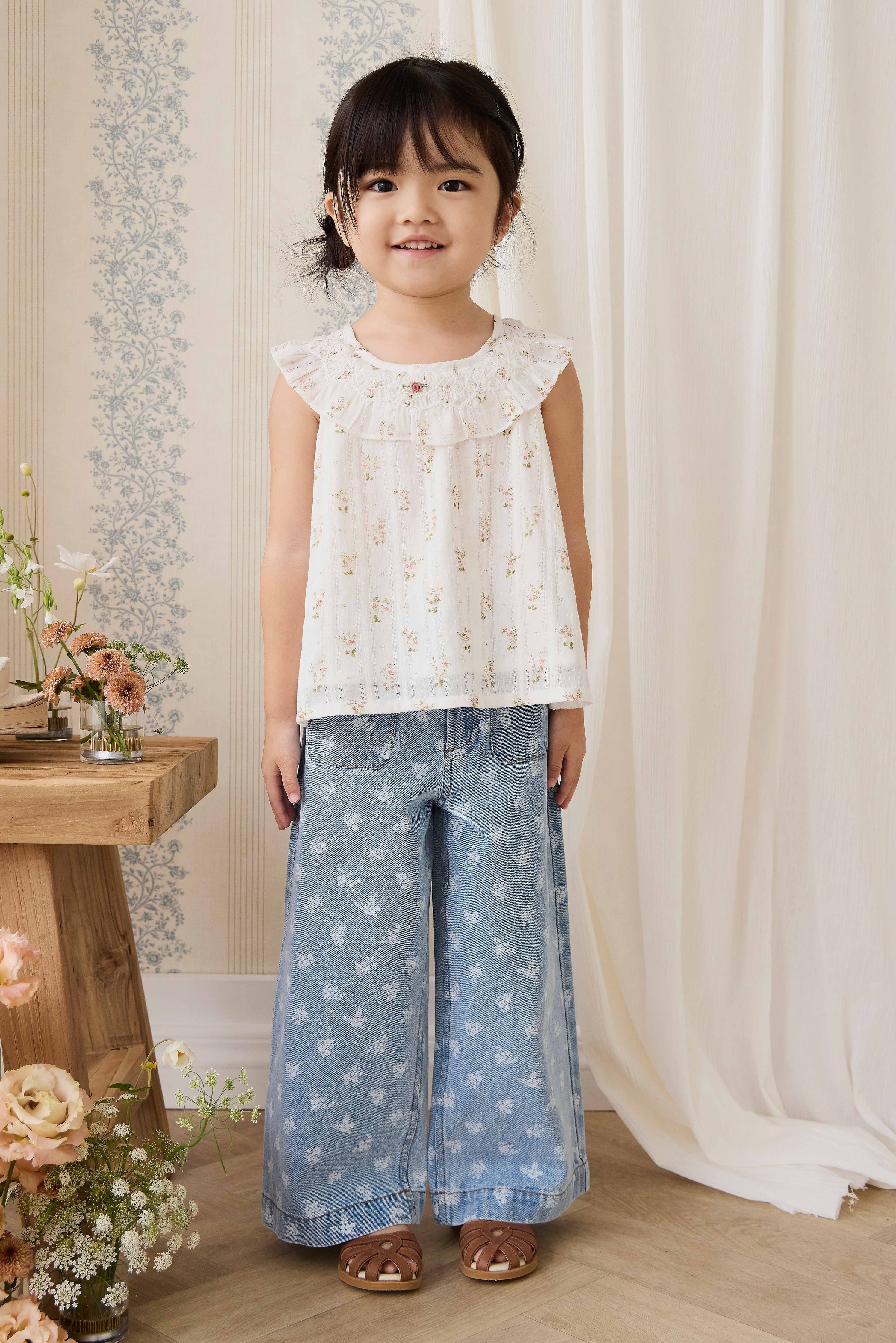 Denim Pants with pockets