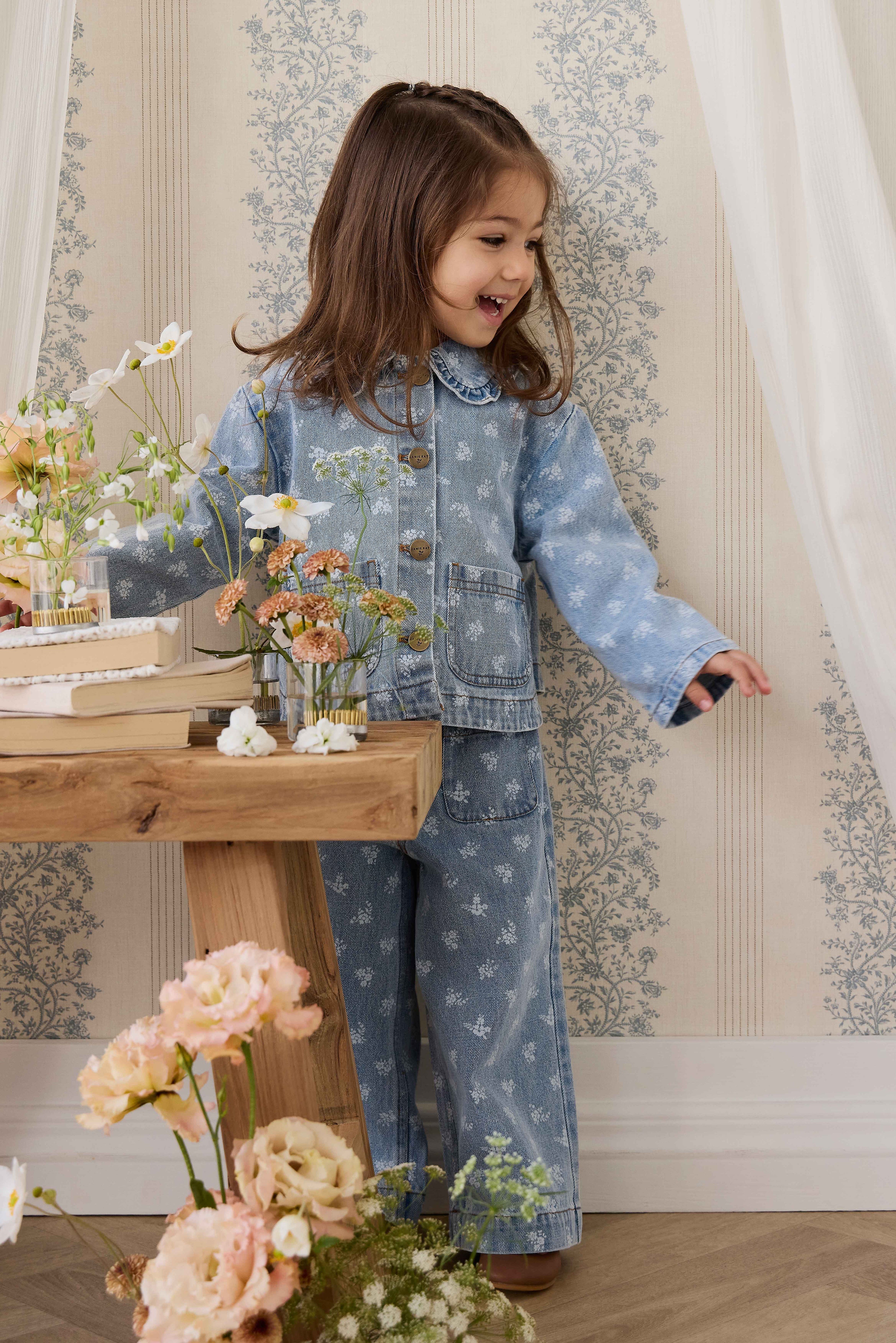 Denim Pants with pockets