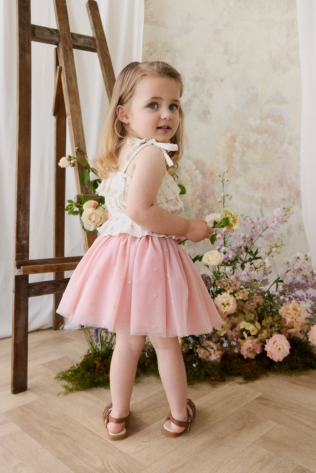Floral Organic with adjustable fit